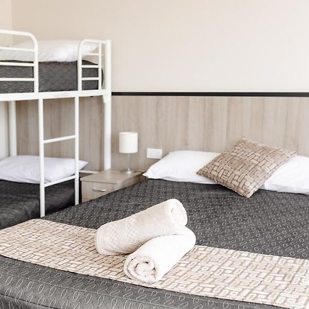 Starline Motor Inn Miles Esterno foto