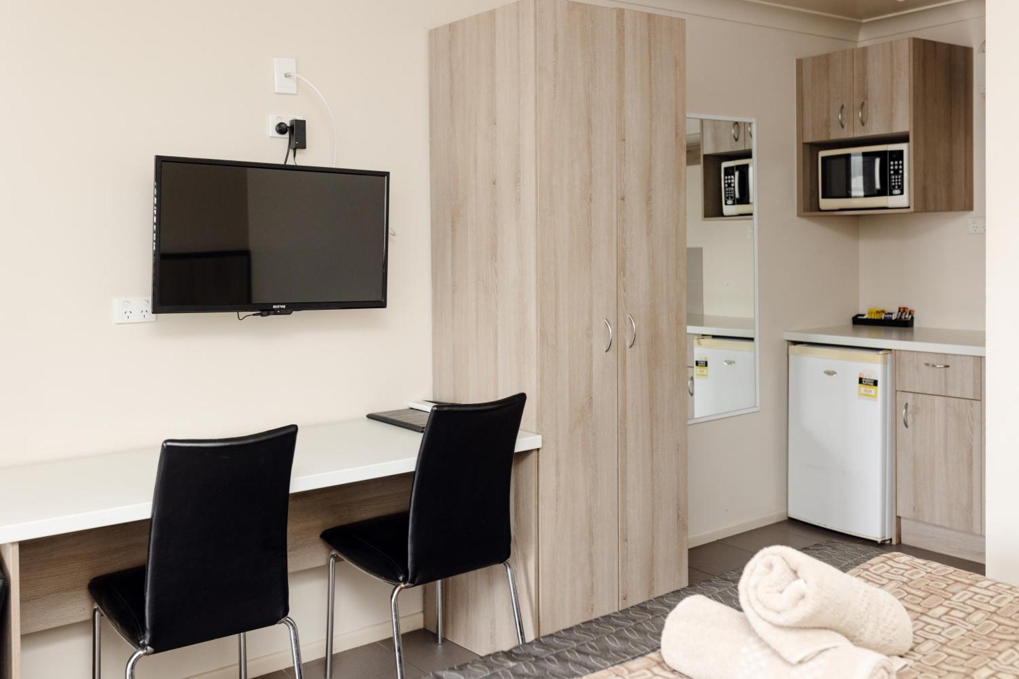 Starline Motor Inn Miles Esterno foto